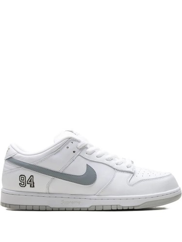 Supreme nike dunk - supreme,